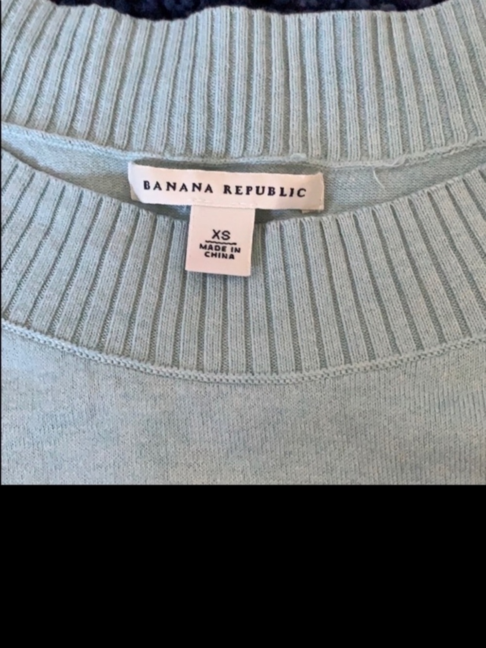 Banana Republic Pale Blue/Green Short Sleeve Knit Top with Button Accents - Picture 3 of 4